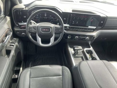 Certified 2023 GMC Sierra 1500 SLT w/ SLT Convenience Package AWD/4WD image 10