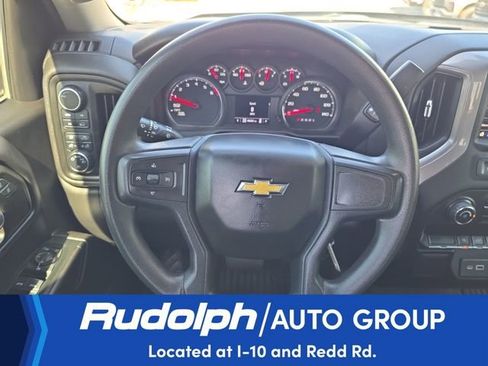 Used 2022 Chevrolet Silverado 1500 Custom image 15