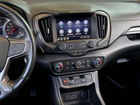 Used 2022 GMC Terrain AT4 w/ Tech Package AWD/4WD image 9