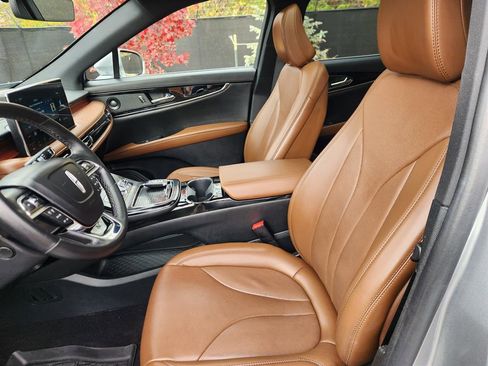 Certified 2021 Lincoln Nautilus Reserve image 29