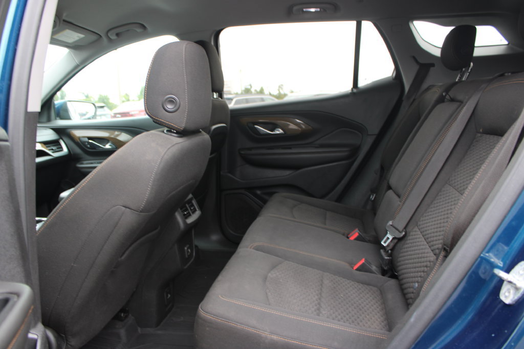 Used 2020 GMC Terrain SLE w/ Driver Convenience Package FWD image 26