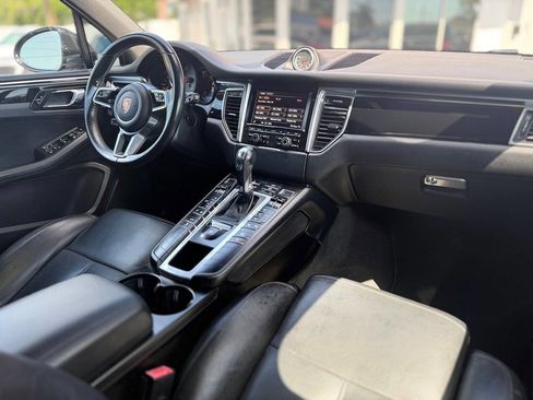 Used 2015 Porsche Macan S image 24
