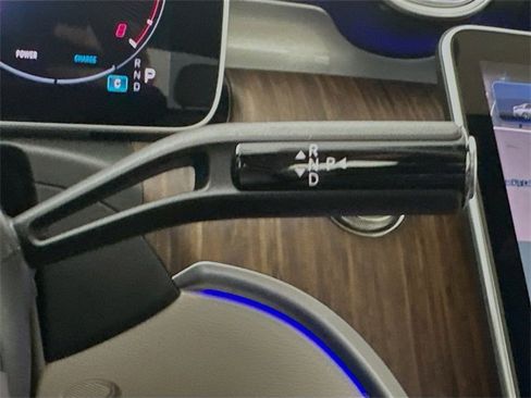 Certified 2025 Mercedes-Benz C 300 Sedan image 17