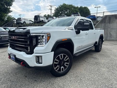 Used 2021 GMC Sierra 2500 AT4 w/ AT4 Premium Plus Package AWD/4WD image 2