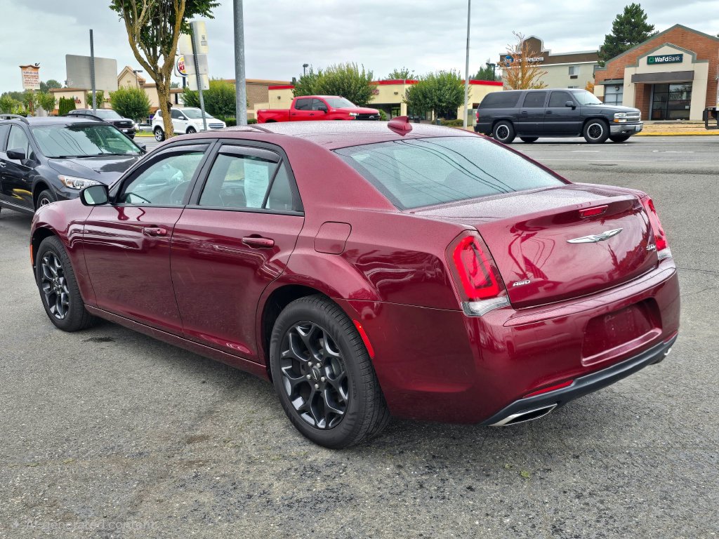 Used 2019 Chrysler 300 S AWD/4WD image 5