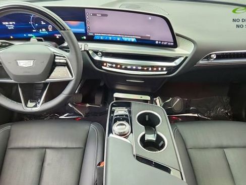 Used 2024 Cadillac Lyriq Luxury w/ LPO, Floor Liner Package image 36