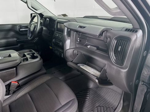 Used 2024 Chevrolet Silverado 1500 Custom Trail Boss w/ Midnight Edition image 31