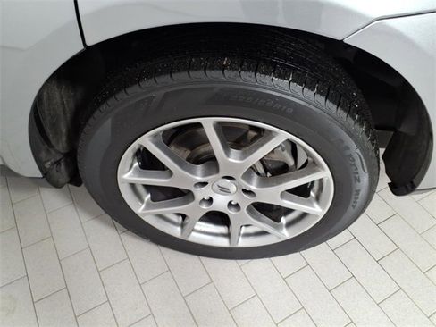 Used 2019 Dodge Journey GT w/ Driver Convenience Group image 8