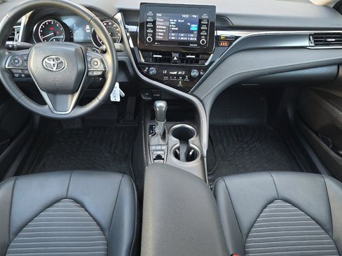 Used 2024 Toyota Camry SE AWD/4WD image 14