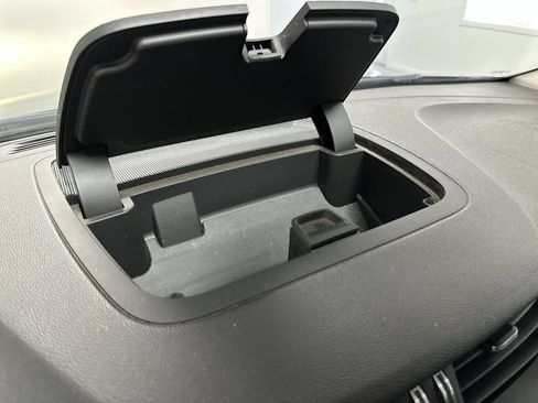 Used 2016 Chevrolet Traverse LTZ AWD/4WD image 54