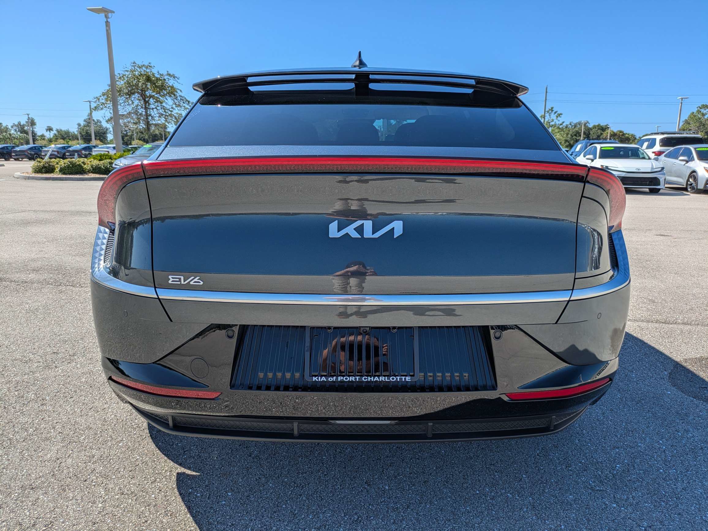 Certified 2022 Kia EV6 Wind RWD image 5