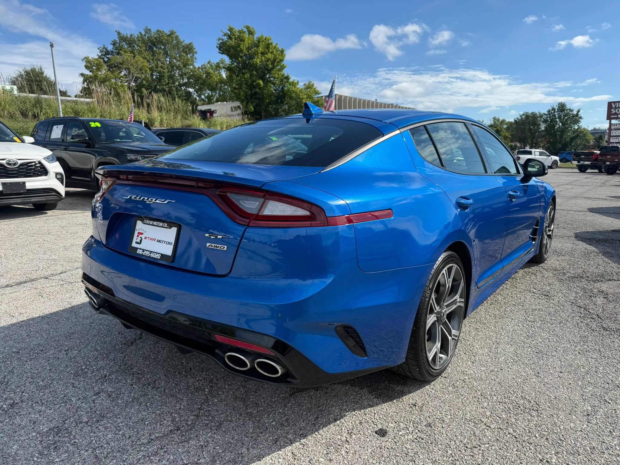 Used 2018 Kia Stinger GT2 AWD/4WD image 3