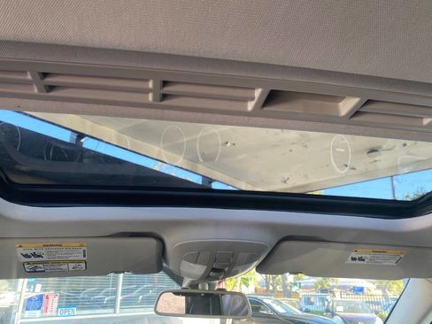 Used 2012 Mercedes-Benz GL 450 4MATIC image 41