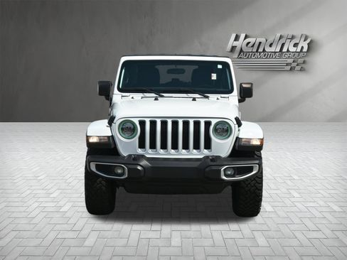 Used 2019 Jeep Wrangler Unlimited Sahara w/ Safety Group AWD/4WD image 3