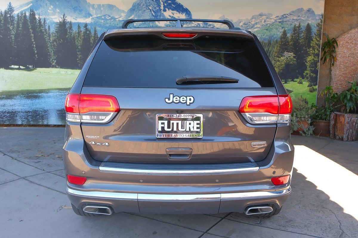 Used 2018 Jeep Grand Cherokee Summit w/ Skid Plate Group AWD/4WD image 5