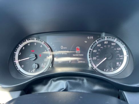 Used 2023 Toyota Highlander L FWD image 13