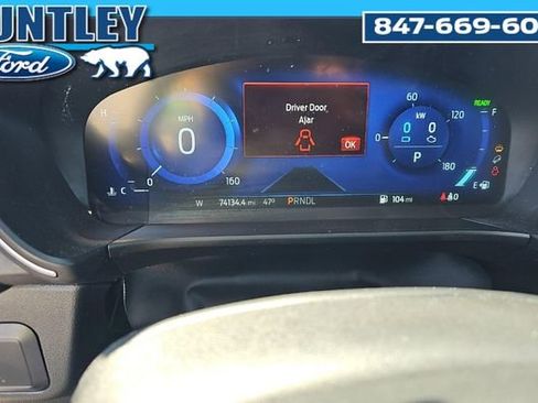 Used 2020 Ford Escape Titanium AWD/4WD image 9