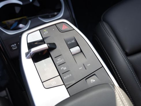 Used 2024 BMW X1 xDrive28i image 21