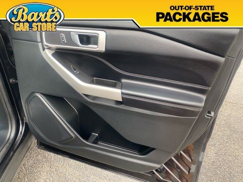 Used 2022 Ford Explorer XLT w/ Equipment Group 202A image 16