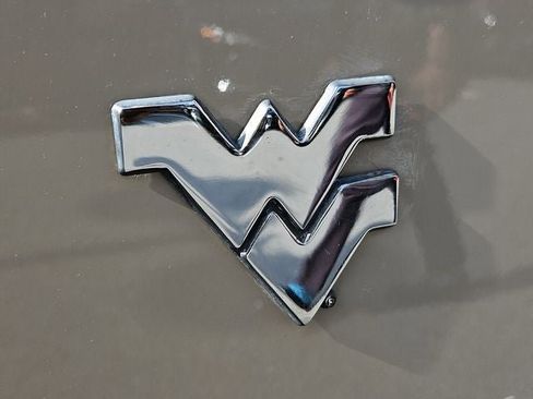 Used 2016 Jeep Wrangler Unlimited Sahara w/ Max Tow Package image 35