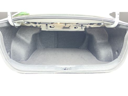 Certified 2025 Nissan Altima 2.5 S FWD image 30