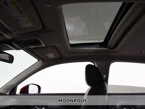 Used 2024 Honda HR-V EX-L image 3