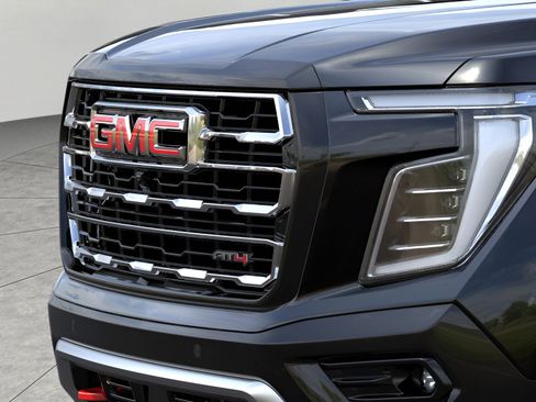 New 2026 GMC Yukon AT4 w/ AT4 Premium Package image 13