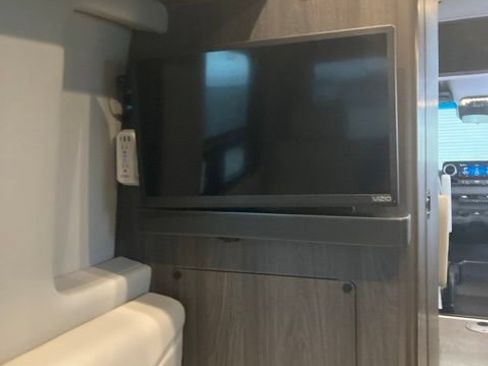 Used 2022 Mercedes-Benz Sprinter 3500 image 23