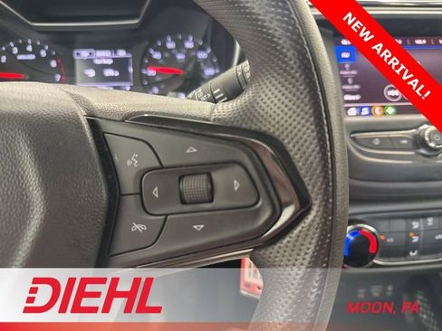 Used 2021 Chevrolet TrailBlazer LS image 23