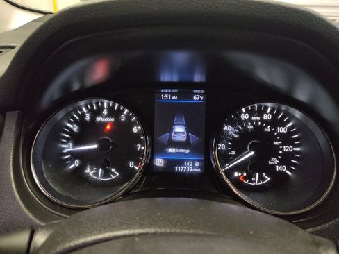 Used 2020 Nissan Rogue Sport S FWD image 23
