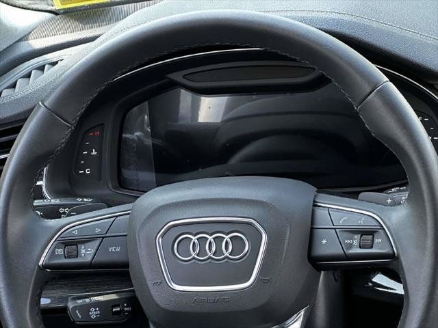 Used 2023 Audi Q7 3.0T Premium w/ Convenience Package AWD/4WD image 20