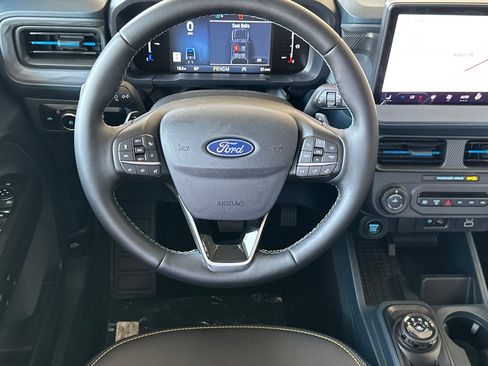 New 2025 Ford Maverick Lobo image 14