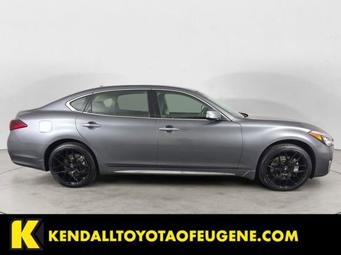 Used 2016 INFINITI Q70 L 3.7 w/ Deluxe Touring Package image 6