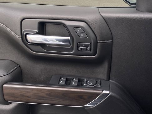 Used 2022 GMC Sierra 1500 SLT w/ SLT Premium Plus Package image 21