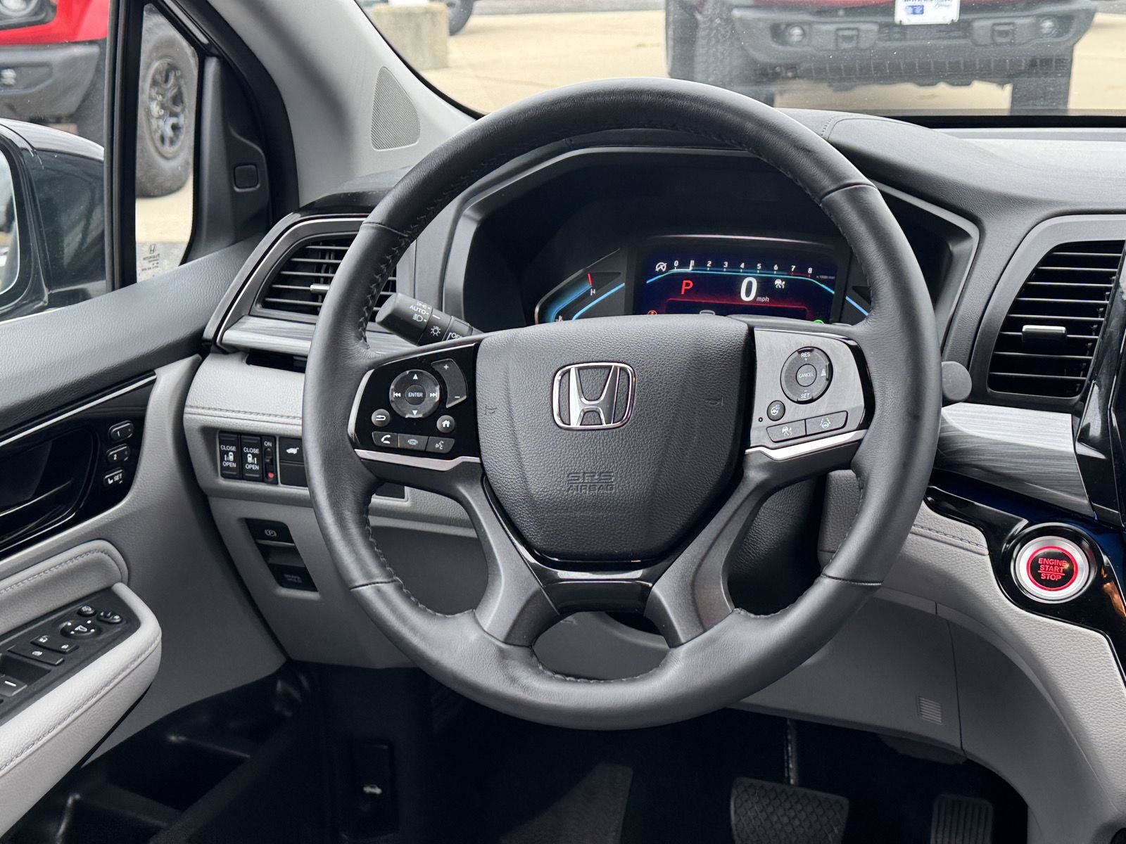 Used 2023 Honda Odyssey Elite image 25