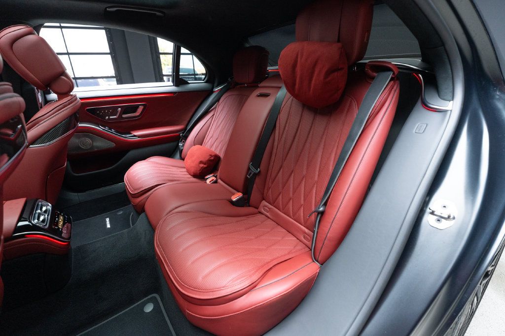Used 2024 Mercedes-Benz S 63 AMG S image 41