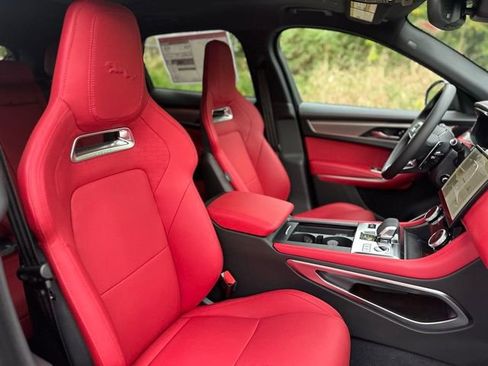 New 2026 Jaguar F-PACE R-Dynamic S image 19
