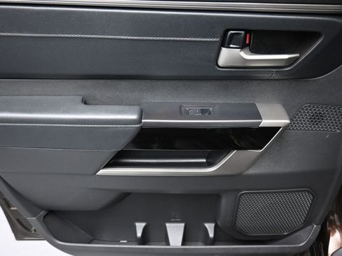 Used 2024 Toyota Tundra Limited image 36