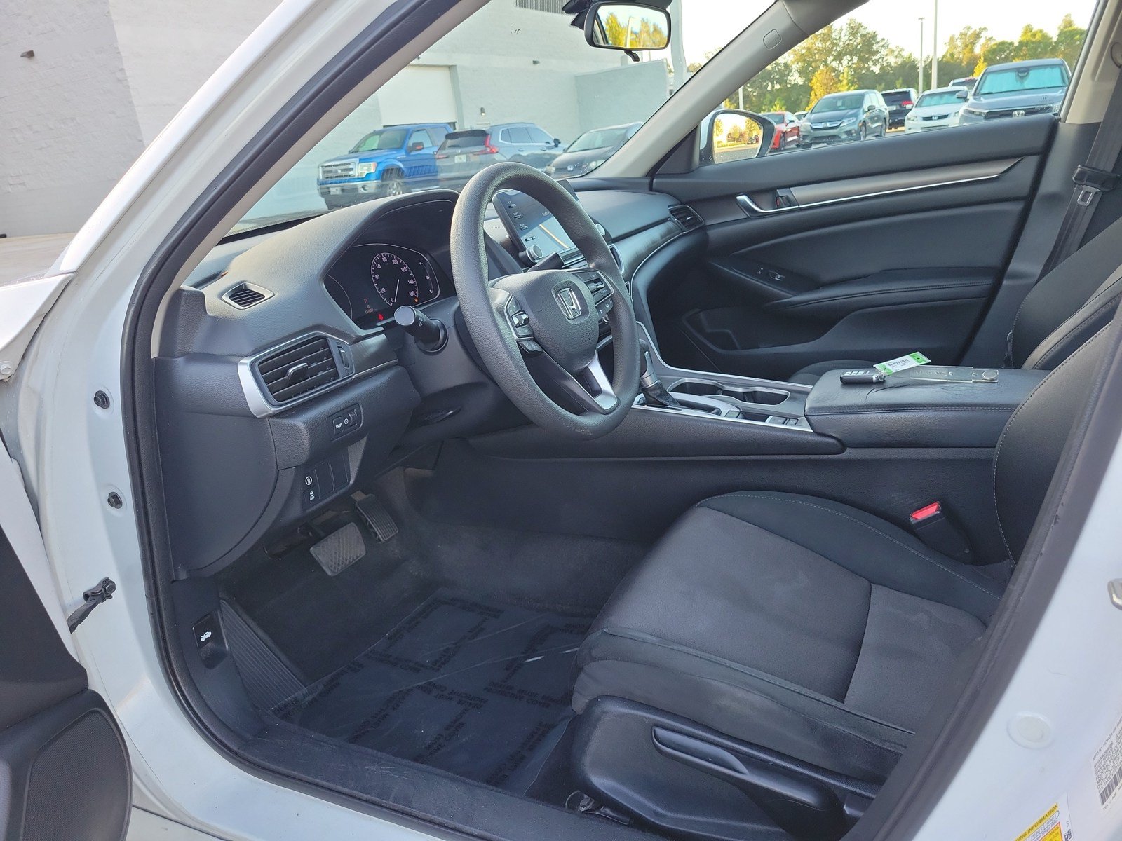 Used 2018 Honda Accord LX image 15