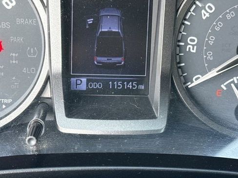 Used 2020 Toyota Tacoma TRD Sport image 24