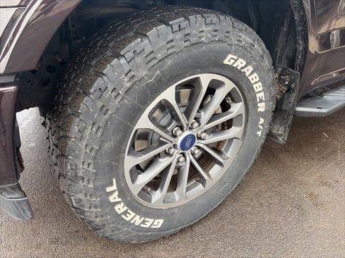 Used 2018 Ford F150 XLT w/ Equipment Group 302A Luxury image 6