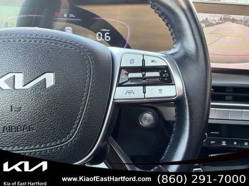 Certified 2024 Kia Telluride S w/ S Sunroof Package AWD/4WD image 32