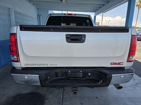 Used 2013 GMC Sierra 1500 SLE w/ Max Trailering Pack AWD/4WD image 4