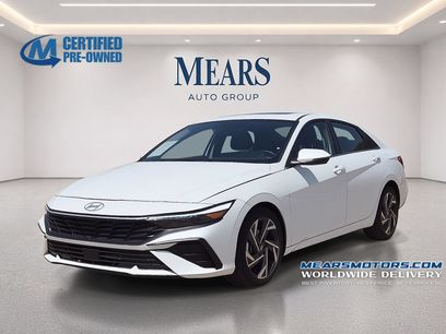 Used 2025 Hyundai Elantra Limited