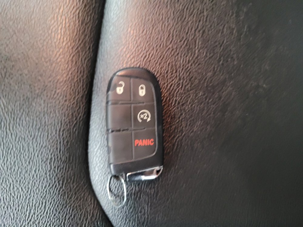 Used 2025 Jeep Compass Limited AWD/4WD image 32