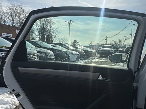 Used 2021 Volkswagen Passat 2.0T SE image 11