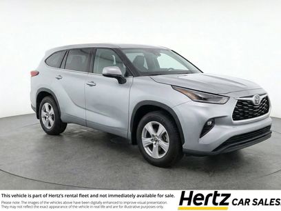Used 2025 Toyota Highlander LE