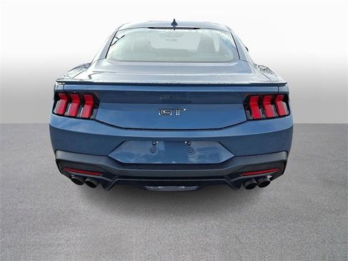 Used 2024 Ford Mustang GT Premium image 5