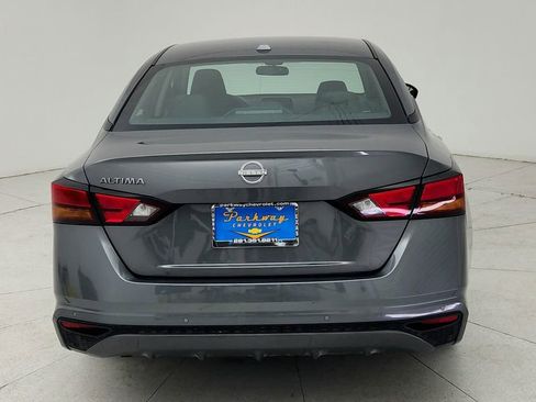 Used 2025 Nissan Altima 2.5 SV FWD image 7