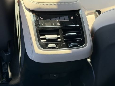 New 2026 Volvo XC90 B5 Core AWD/4WD image 15